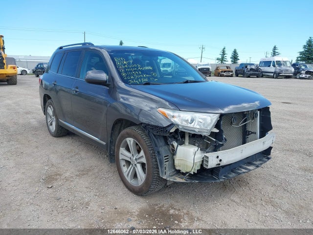 2012 Toyota Highlander Se მანქანა იყიდება აუქციონზე, vin: 5TDBK3EH8CS111593, აუქციონის ნომერი: 12646062