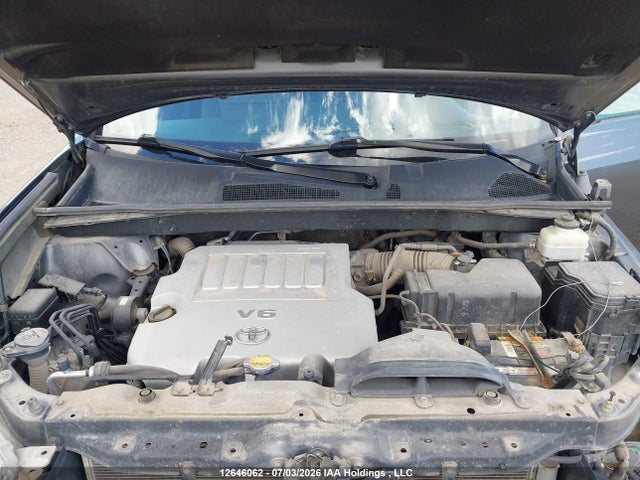 2012 Toyota Highlander Se მანქანა იყიდება აუქციონზე, vin: 5TDBK3EH8CS111593, აუქციონის ნომერი: 12646062