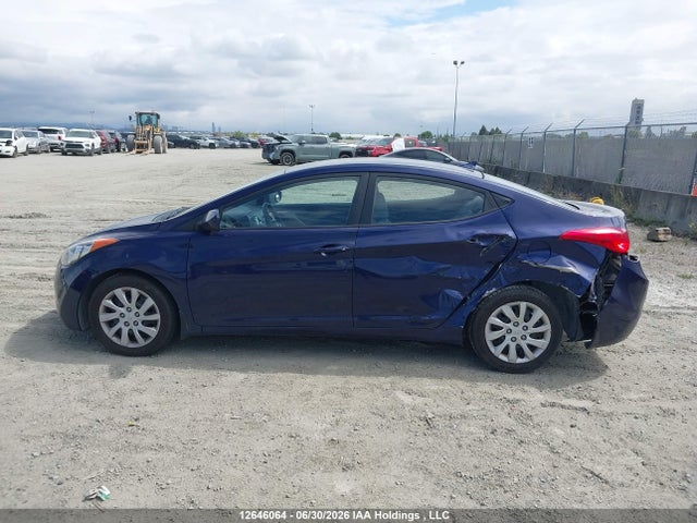 Продажа на аукционе авто 2013 Hyundai Elantra Gl, vin: 5NPDH4AE1DH251288, номер лота: 12646064