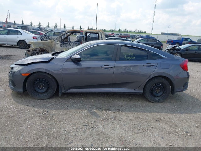 2017 Honda Civic Sedan მანქანა იყიდება აუქციონზე, vin: 2HGFC2F50HH027174, აუქციონის ნომერი: 12646092