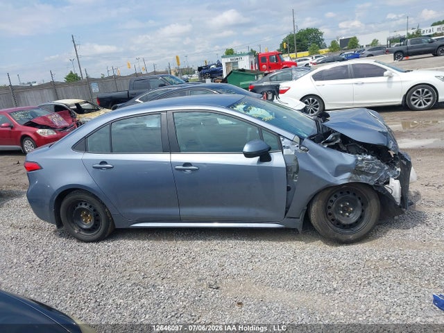 5YFBPMBE9NP369263 Toyota Corolla