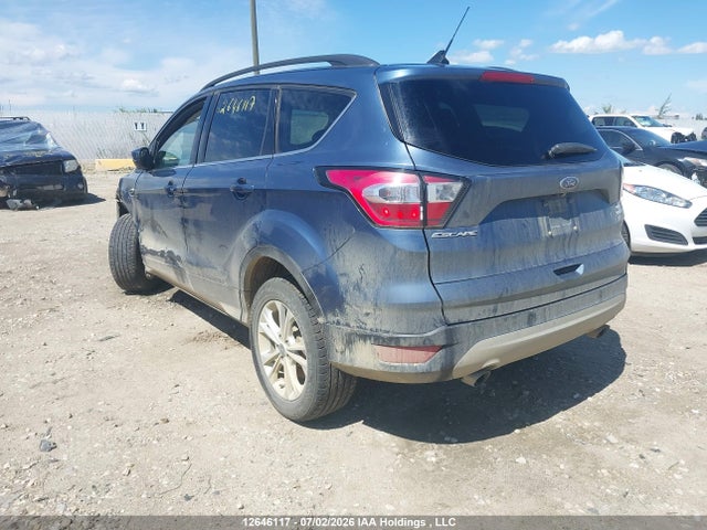Ford ESCAPE SE 2018 1FMCU9GD2JUB91179 Image 3