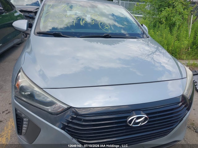 2017 Hyundai Ioniq Hybrid Se მანქანა იყიდება აუქციონზე, vin: KMHC85LC0HU021763, აუქციონის ნომერი: 12646143
