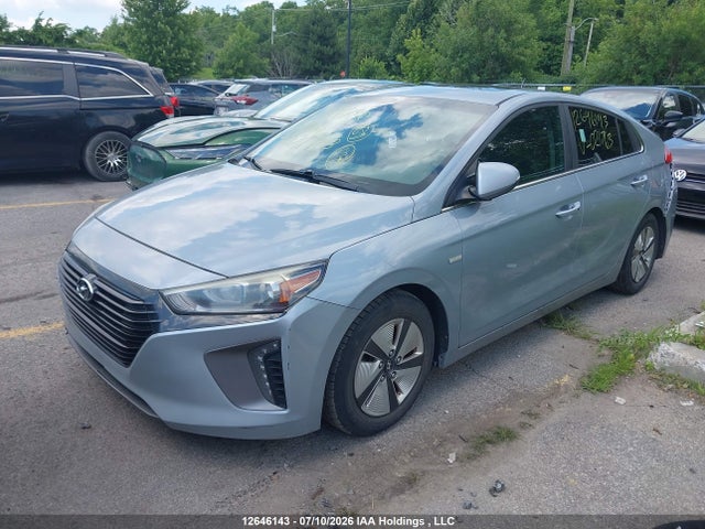 2017 Hyundai Ioniq Hybrid Se მანქანა იყიდება აუქციონზე, vin: KMHC85LC0HU021763, აუქციონის ნომერი: 12646143
