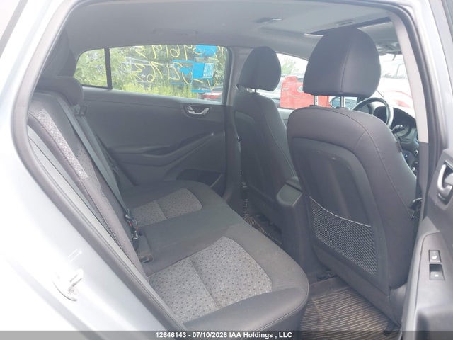 2017 Hyundai Ioniq Hybrid Se მანქანა იყიდება აუქციონზე, vin: KMHC85LC0HU021763, აუქციონის ნომერი: 12646143