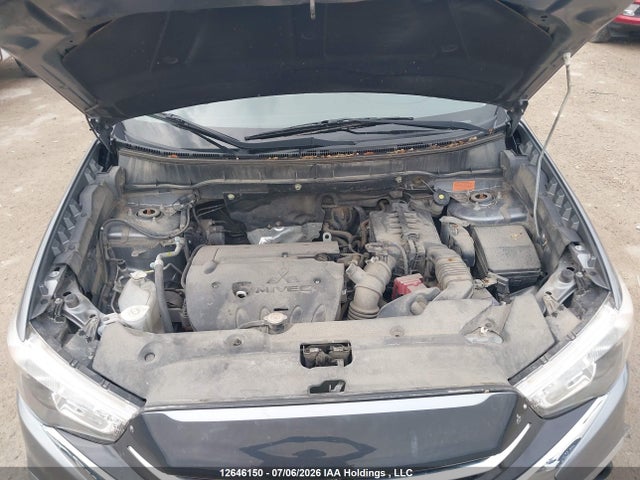 JA4AJ3AUXJZ604960 Mitsubishi RVR SE
