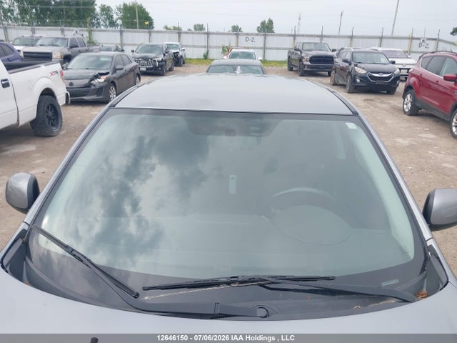 JA4AJ3AUXJZ604960 Mitsubishi RVR SE