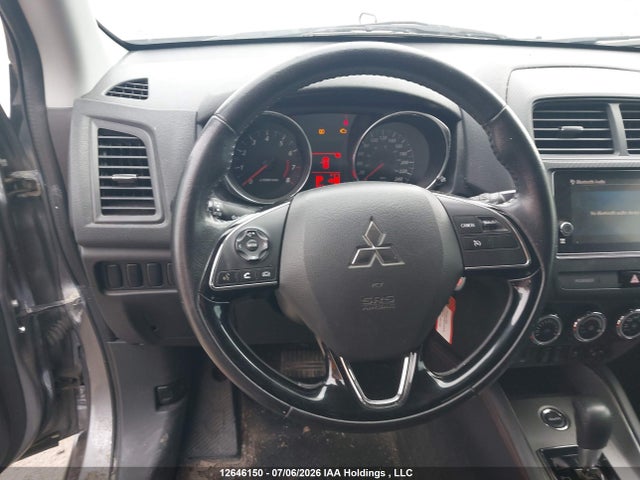 JA4AJ3AUXJZ604960 Mitsubishi RVR SE