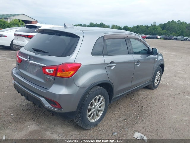 JA4AJ3AUXJZ604960 Mitsubishi RVR SE