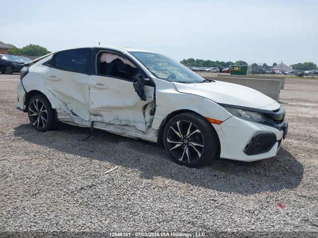 2018 Honda Civic Sport მანქანა იყიდება აუქციონზე, vin: SHHFK7H44JU304972, აუქციონის ნომერი: 12646161