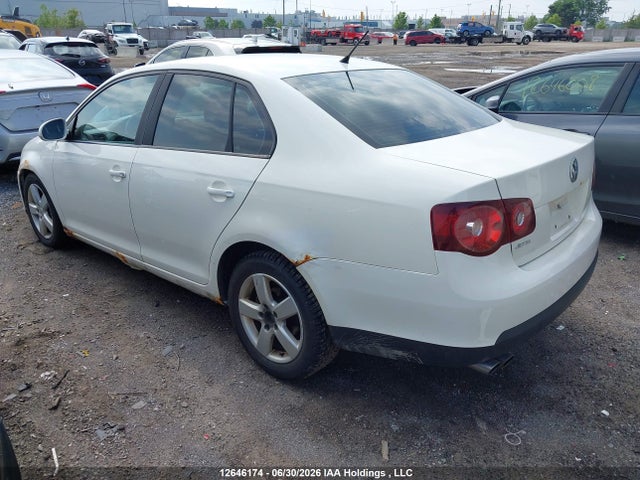 Продажа на аукционе авто 2008 Volkswagen Jetta 2.5l Trendline, vin: 3VWGM31K28M120358, номер лота: 12646174