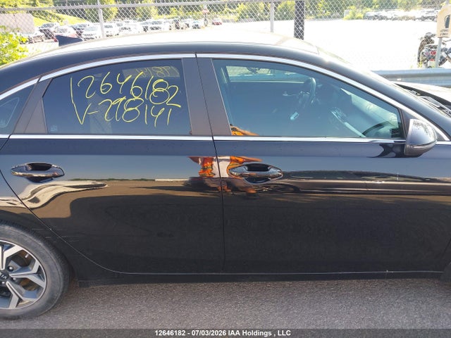 2021 Kia Forte Ex/ex Premium/ex+ მანქანა იყიდება აუქციონზე, vin: 3KPF54AD1ME298141, აუქციონის ნომერი: 12646182