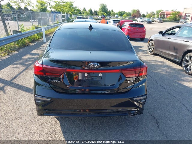 2021 Kia Forte Ex/ex Premium/ex+ მანქანა იყიდება აუქციონზე, vin: 3KPF54AD1ME298141, აუქციონის ნომერი: 12646182