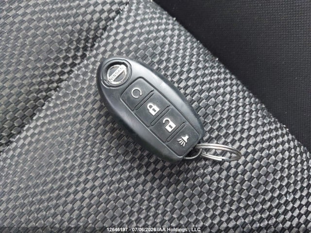 JN1BJ1CP0KW210671 Nissan Qashqai S/sv