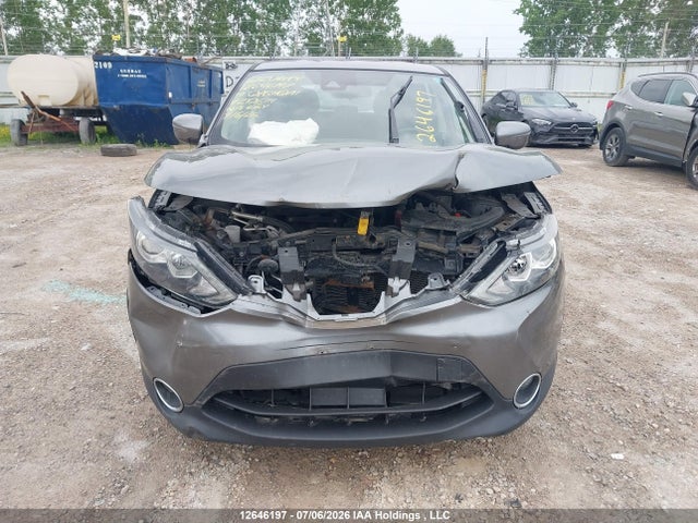 JN1BJ1CP0KW210671 Nissan Qashqai S/sv