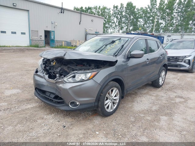 JN1BJ1CP0KW210671 Nissan Qashqai S/sv