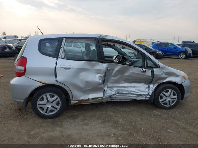 2007 Honda Fit Dx მანქანა იყიდება აუქციონზე, vin: JHMGD38207S804810, აუქციონის ნომერი: 12646198