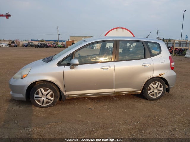 2007 Honda Fit Dx მანქანა იყიდება აუქციონზე, vin: JHMGD38207S804810, აუქციონის ნომერი: 12646198