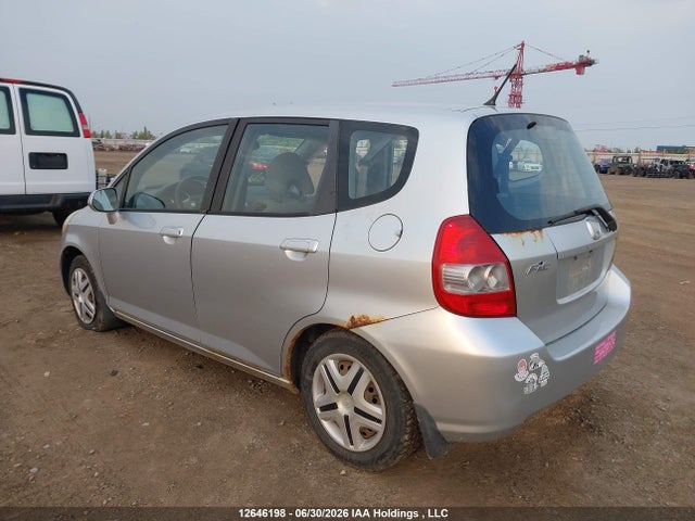 2007 Honda Fit Dx მანქანა იყიდება აუქციონზე, vin: JHMGD38207S804810, აუქციონის ნომერი: 12646198