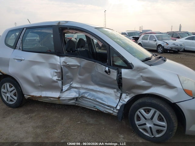 2007 Honda Fit Dx მანქანა იყიდება აუქციონზე, vin: JHMGD38207S804810, აუქციონის ნომერი: 12646198