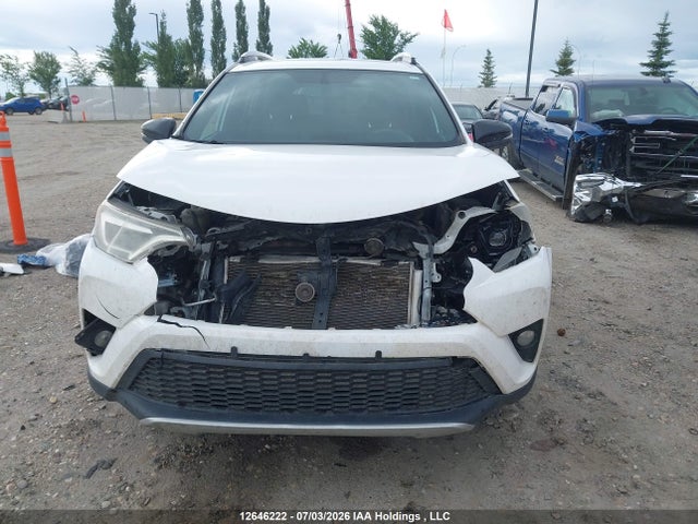 2T3JFREV8GW459553 Toyota RAV4 SE