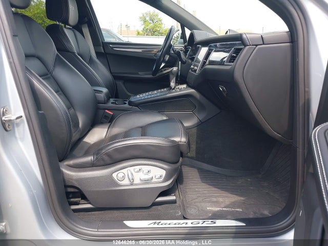 Продажа на аукционе авто 2018 Porsche Macan Gts, vin: WP1AG2A5XJLB64568, номер лота: 12646265