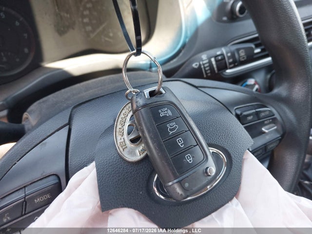 12646284 :رقم المزاد ، KM8K1CAA2MU715001 vin ، 2021 Hyundai Kona Se مزاد بيع