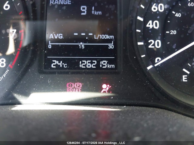 12646284 :رقم المزاد ، KM8K1CAA2MU715001 vin ، 2021 Hyundai Kona Se مزاد بيع