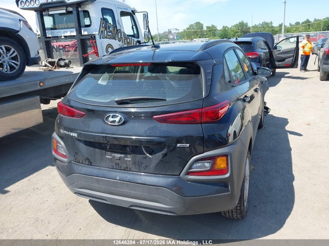 12646284 :رقم المزاد ، KM8K1CAA2MU715001 vin ، 2021 Hyundai Kona Se مزاد بيع