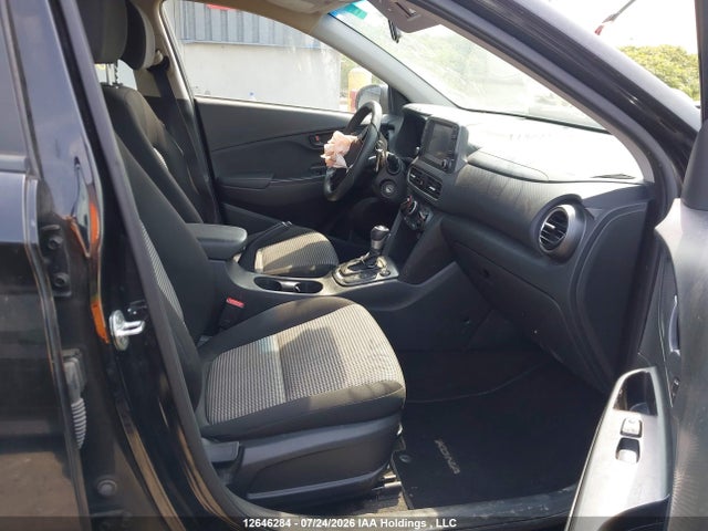 12646284 :رقم المزاد ، KM8K1CAA2MU715001 vin ، 2021 Hyundai Kona Se مزاد بيع