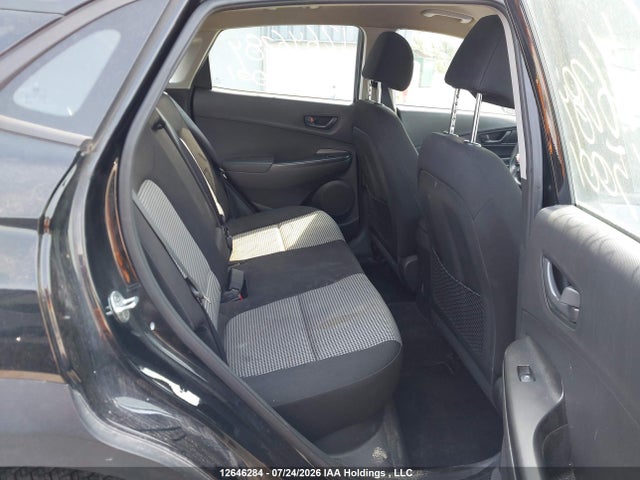 12646284 :رقم المزاد ، KM8K1CAA2MU715001 vin ، 2021 Hyundai Kona Se مزاد بيع