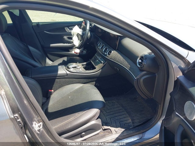 Auction sale of the 2019 Mercedes-benz E 300 4matic, vin: WDDZF4KB4KA576723, lot number: 12646287