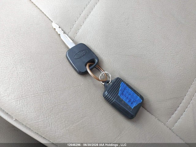 12646296 :رقم المزاد ، 1FAFP40404F127680 vin ، 2004 Ford Mustang مزاد بيع