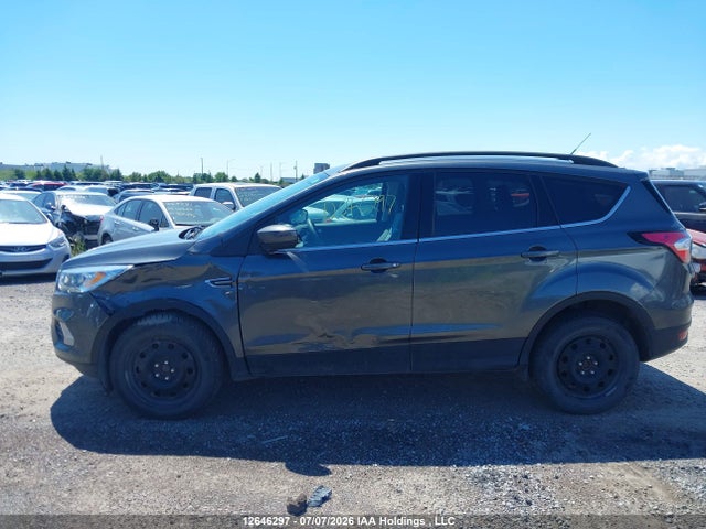 Ford ESCAPE SE 2017 1FMCU9G96HUB92163 Image 14