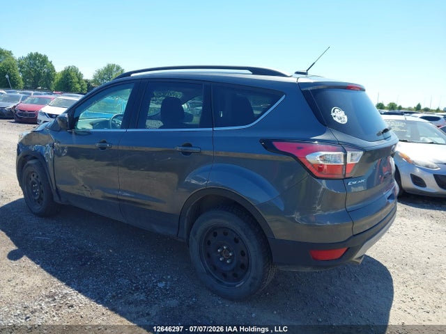 Ford ESCAPE SE 2017 1FMCU9G96HUB92163 Image 3