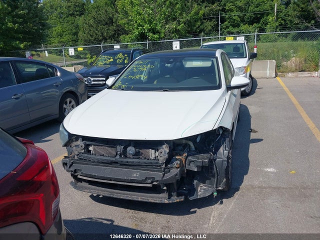 3VWG57BU7KM045894 Volkswagen Jetta 1.4 Tsi Execline