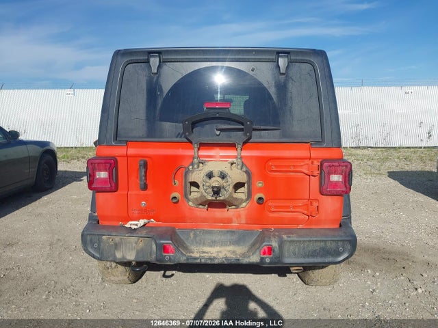 12646369 :رقم المزاد ، 1C4HJXDN7JW216294 vin ، 2018 Jeep Wrangler Unlimited Sport مزاد بيع
