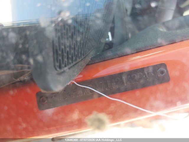 12646369 :رقم المزاد ، 1C4HJXDN7JW216294 vin ، 2018 Jeep Wrangler Unlimited Sport مزاد بيع
