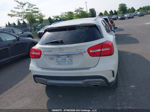 WDCTG4GB1GJ220611 Mercedes-Benz Gla 250 4matic