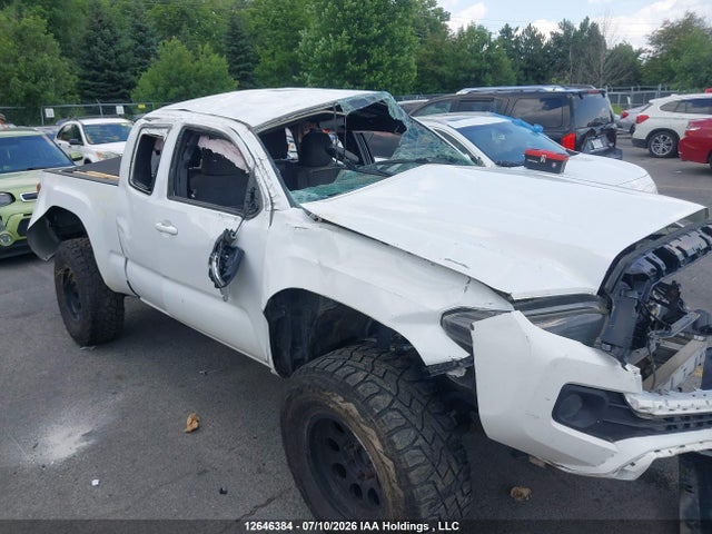 2016 Toyota Tacoma Sr5/trd Off Road მანქანა იყიდება აუქციონზე, vin: 5TFSZ5AN4GX010151, აუქციონის ნომერი: 12646384