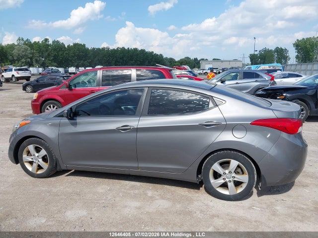 Продажа на аукционе авто 2013 Hyundai Elantra Gls/limited, vin: 5NPDH4AE1DH268589, номер лота: 12646405