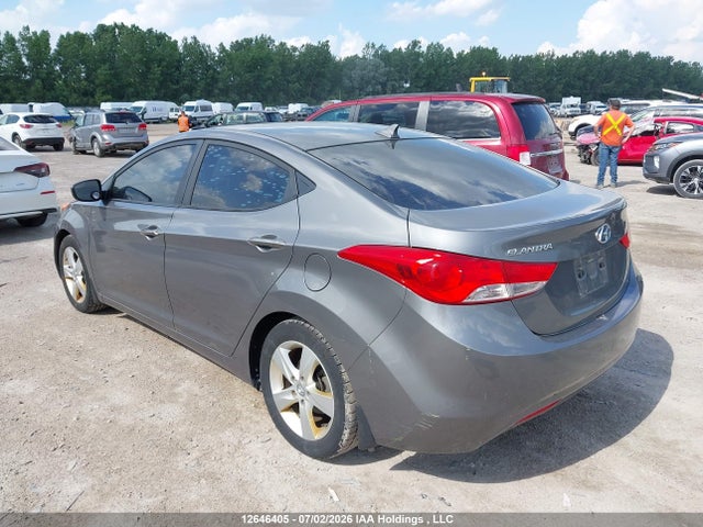 Продажа на аукционе авто 2013 Hyundai Elantra Gls/limited, vin: 5NPDH4AE1DH268589, номер лота: 12646405