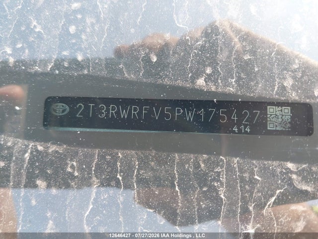 2T3RWRFV5PW175427 Toyota Rav4 Xle/woodland Edition
