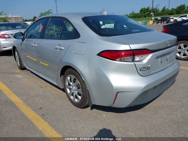 Toyota COROLLA LE 2025 5YFB4MDE6SP319034 Image 3