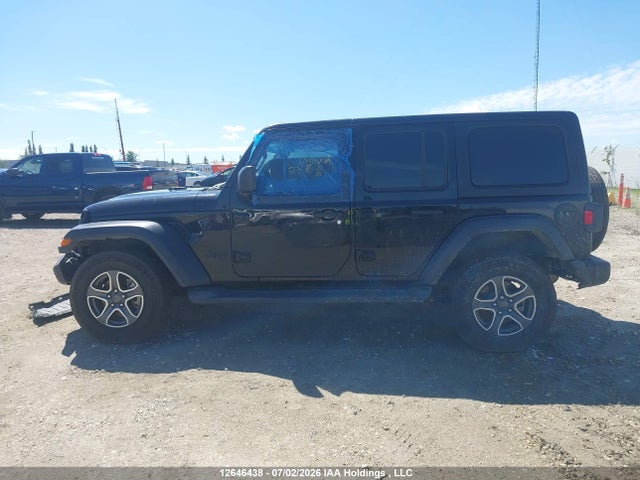12646438 :رقم المزاد ، 1C4HJXDG5NW219282 vin ، 2022 Jeep Wrangler Unlimited Sport S مزاد بيع