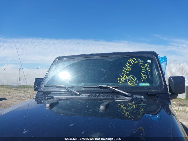 12646438 :رقم المزاد ، 1C4HJXDG5NW219282 vin ، 2022 Jeep Wrangler Unlimited Sport S مزاد بيع