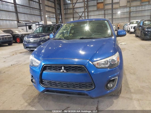 12638367 :رقم المزاد ، 4A4AH3AU4FE607717 vin ، 2015 Mitsubishi Rvr Es/se مزاد بيع