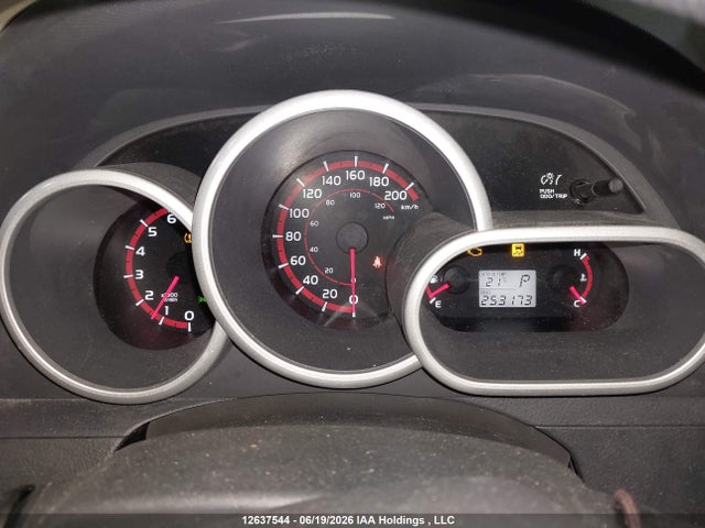 12637544 :رقم المزاد ، 2T1KU4EE6AC467228 vin ، 2010 Toyota Matrix مزاد بيع