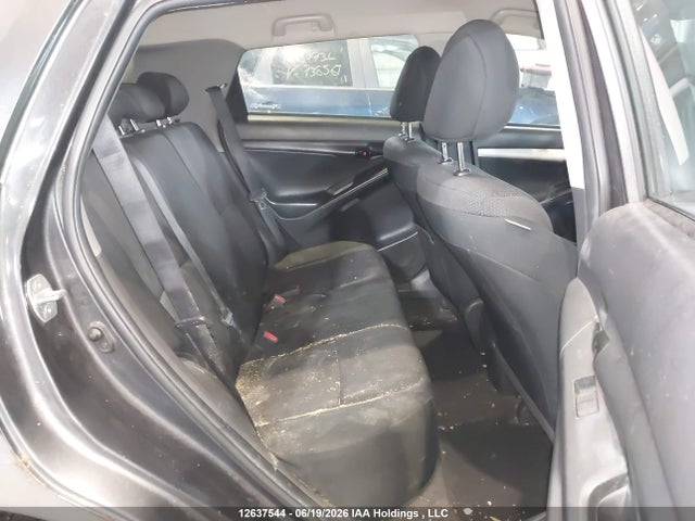 12637544 :رقم المزاد ، 2T1KU4EE6AC467228 vin ، 2010 Toyota Matrix مزاد بيع