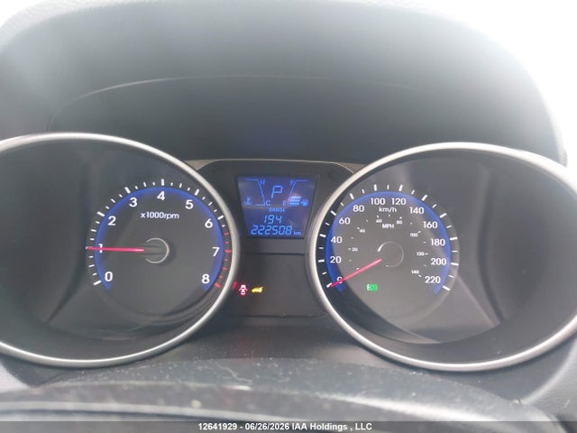 2014 Hyundai Tucson Gl მანქანა იყიდება აუქციონზე, vin: KM8JT3AF6EU883811, აუქციონის ნომერი: 12641929